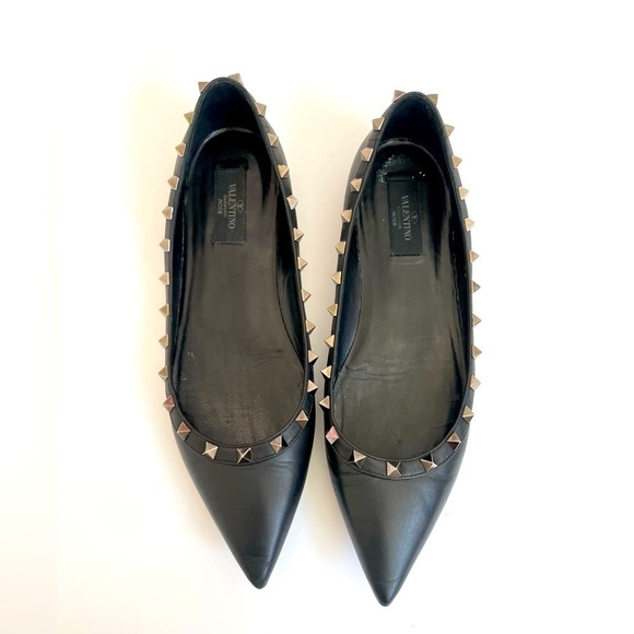 Valentino Garavani Black Noir Leather Rockstud pointed toe Ballerina flats EU 40 - Picture 1 of 9